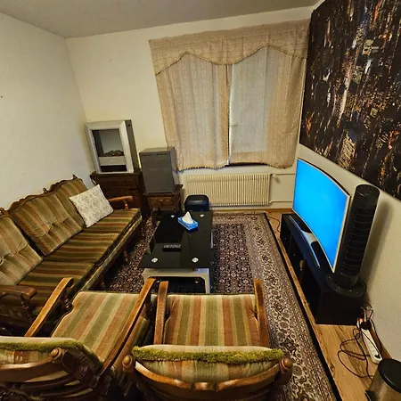 Great Near Bern & Up To 7 Seats Cars Option Apartment *